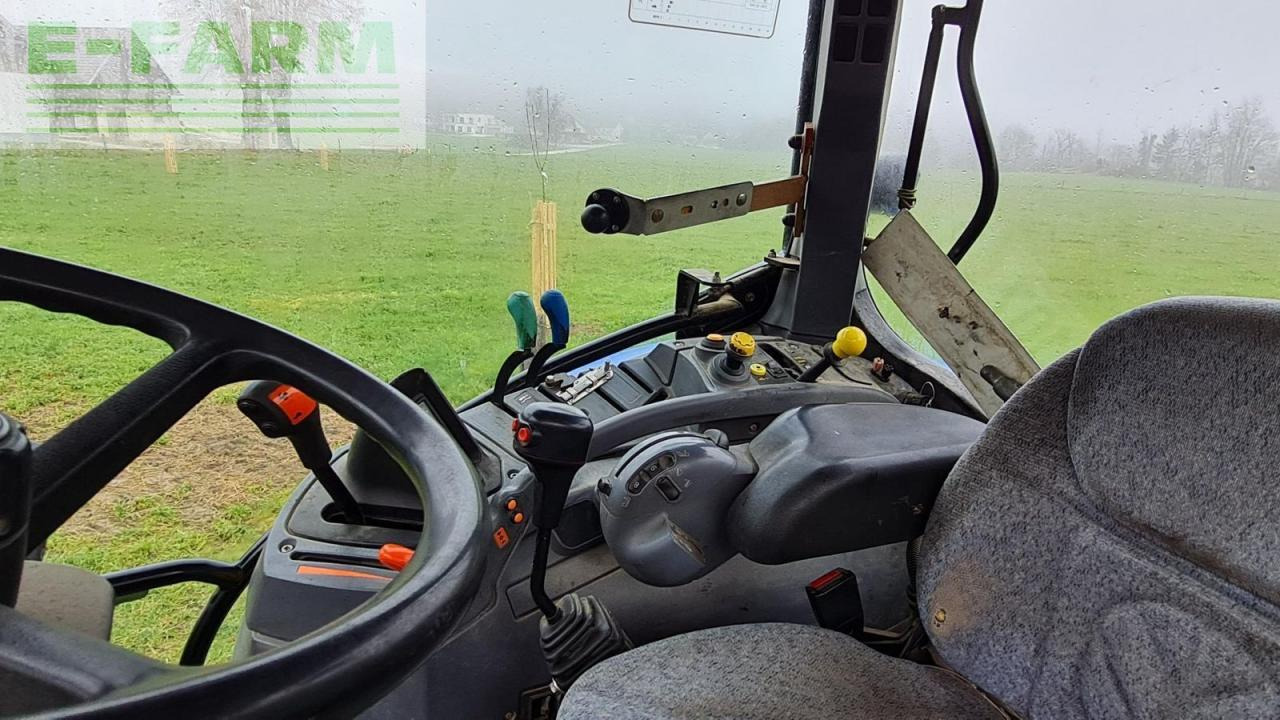 New Holland ts115a - Tractor: foto 5 New Holland ts115a - Tractor: foto 5