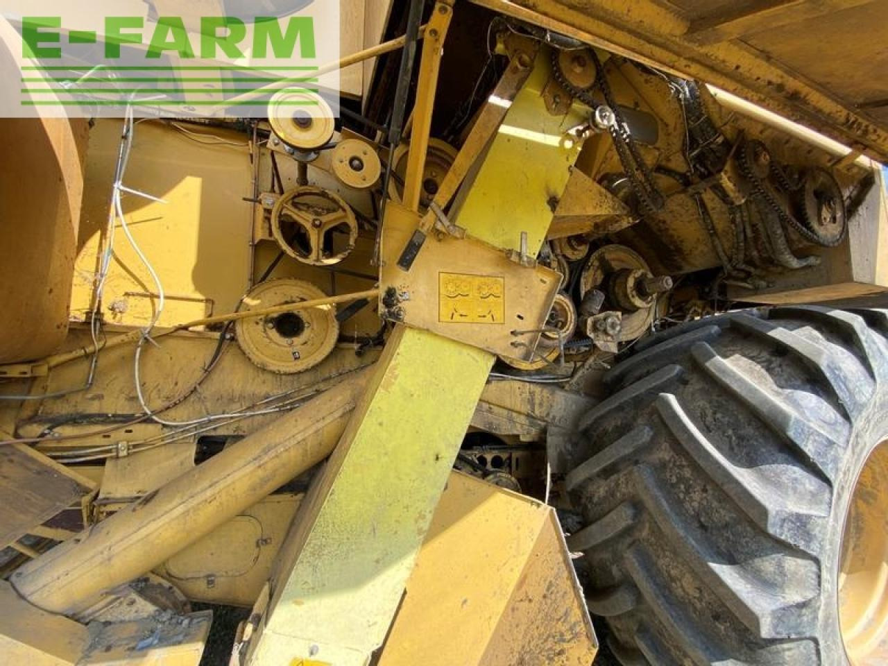 Cosechadora de granos New Holland tx68: foto 9 Cosechadora de granos New Holland tx68: foto 9