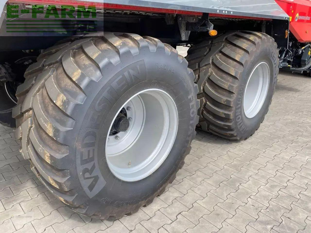 Remolque autocargador Pöttinger jumbo 7380 db: foto 8 Remolque autocargador Pöttinger jumbo 7380 db: foto 8