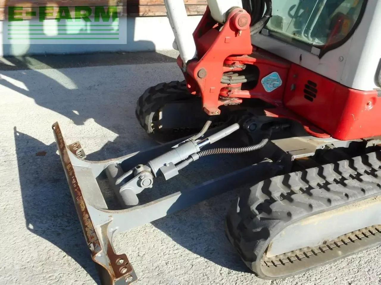 Miniexcavadora Takeuchi tb 225 ( 2.400kg ) mit hydr. verstellfahrwerk: foto 9