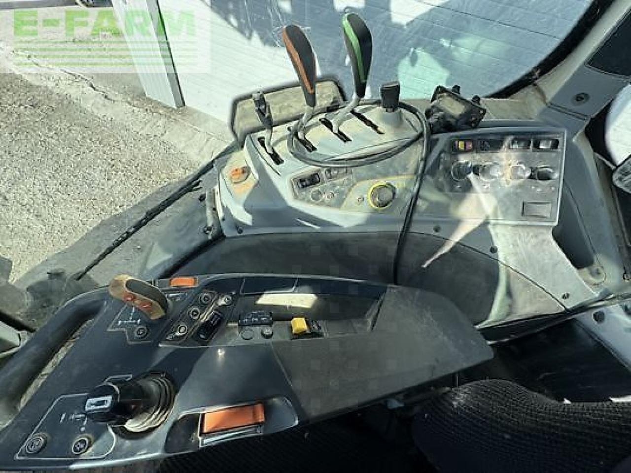 Tractor Valtra n134a: foto 7 Tractor Valtra n134a: foto 7