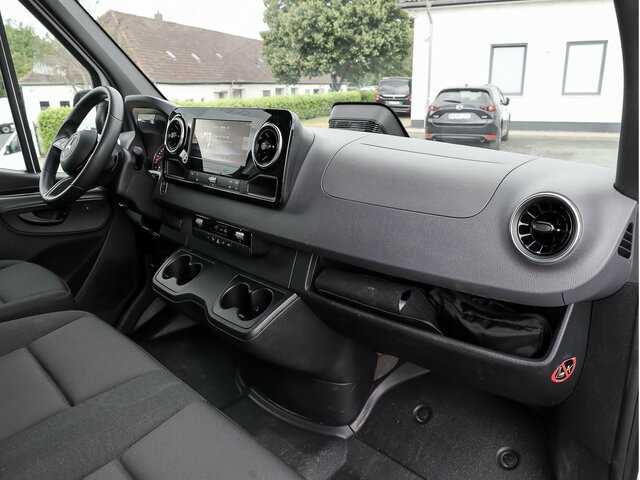 MERCEDES-BENZ Sprinter 317 Maxi,9GTronic,MBUX,Kamera... - Furgón: foto 2 MERCEDES-BENZ Sprinter 317 Maxi,9GTronic,MBUX,Kamera... - Furgón: foto 2