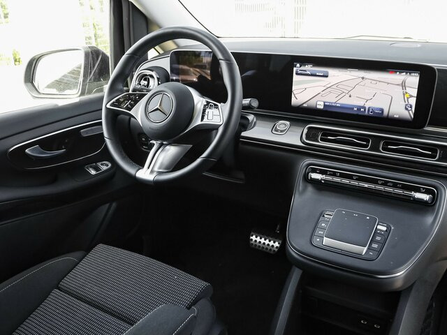 MERCEDES-BENZ V 220 d STYLE kompakt,6Sitzer,Distronic,AHK - Minibús, Furgoneta de pasajeros: foto 5 MERCEDES-BENZ V 220 d STYLE kompakt,6Sitzer,Distronic,AHK - Minibús, Furgoneta de pasajeros: foto 5