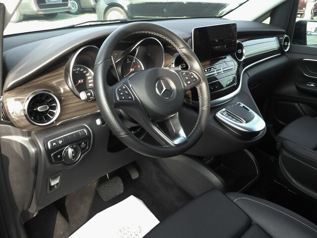 MERCEDES-BENZ V 300 Avantgarde Extralang,2xSchiebetür elektr. - Furgoneta de pasajeros: foto 4 MERCEDES-BENZ V 300 Avantgarde Extralang,2xSchiebetür elektr. - Furgoneta de pasajeros: foto 4