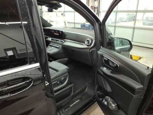 Furgoneta de pasajeros MERCEDES-BENZ V 300 Avantgarde Extralang,2xSchiebetür elektr....: foto 19 Furgoneta de pasajeros MERCEDES-BENZ V 300 Avantgarde Extralang,2xSchiebetür elektr....: foto 19