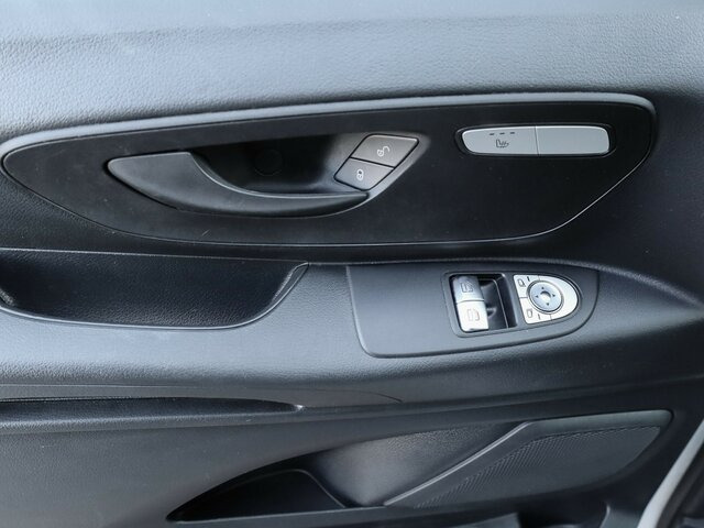 Furgoneta de pasajeros MERCEDES-BENZ Vito 114 TourerPro,Extralang,AMF Rollstuhlrampe...: foto 6 Furgoneta de pasajeros MERCEDES-BENZ Vito 114 TourerPro,Extralang,AMF Rollstuhlrampe...: foto 6