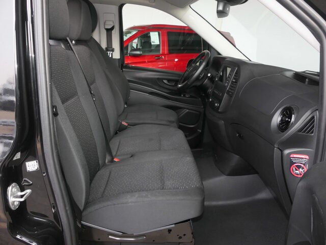 MERCEDES-BENZ Vito 116CDI lang,TourerPro,2Klima,9Sitze,Kamera - Minibús, Furgoneta de pasajeros: foto 3 MERCEDES-BENZ Vito 116CDI lang,TourerPro,2Klima,9Sitze,Kamera - Minibús, Furgoneta de pasajeros: foto 3