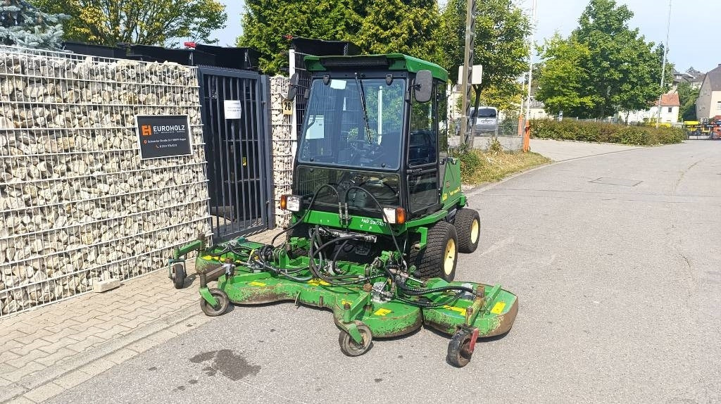 John Deere 1505 vollhydr. Großflächenmäher 3 m Mähwerk Allrad - Segadora: foto 1 John Deere 1505 vollhydr. Großflächenmäher 3 m Mähwerk Allrad - Segadora: foto 1