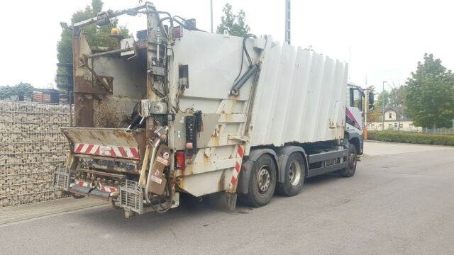 MAN Müllwagen 28.320 Klima Kamera Lenkachse - Camión de basura: foto 2 MAN Müllwagen 28.320 Klima Kamera Lenkachse - Camión de basura: foto 2