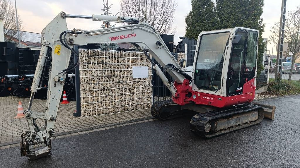 Takeuchi TB 260 Powertilt und Schnellwechsler MS 03, Radio  - Miniexcavadora: foto 4 Takeuchi TB 260 Powertilt und Schnellwechsler MS 03, Radio  - Miniexcavadora: foto 4