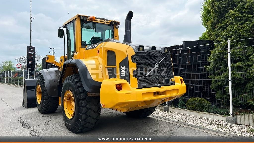 Volvo L 120 G mit Klima und SW, Reifen und Schaufel Neu - Cargadora de ruedas: foto 2 Volvo L 120 G mit Klima und SW, Reifen und Schaufel Neu - Cargadora de ruedas: foto 2