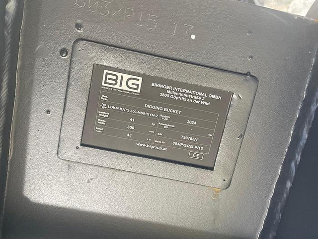 Big Tieflöffel 30 cm mit Lehnhoff MS01 Symlock Aufnahme - Cazo: foto 4 Big Tieflöffel 30 cm mit Lehnhoff MS01 Symlock Aufnahme - Cazo: foto 4