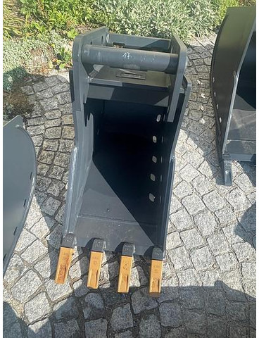 Big Tieflöffel 50 cm mit Lehnhoff MS08 Symlock Aufnahme - Cazo: foto 3 Big Tieflöffel 50 cm mit Lehnhoff MS08 Symlock Aufnahme - Cazo: foto 3