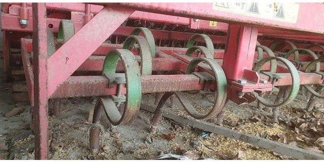 Gaspardo MC400 Säkombination - Maquinaria de siembra: foto 5 Gaspardo MC400 Säkombination - Maquinaria de siembra: foto 5