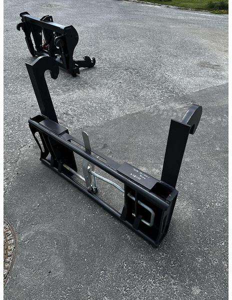 Big Adapter JCB Q-Fit passend zu Euro Aufnahme - Implemento: foto 3 Big Adapter JCB Q-Fit passend zu Euro Aufnahme - Implemento: foto 3