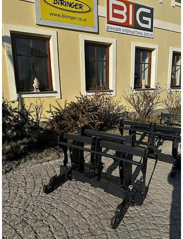 Big Bobcat Teleskoplader Adapter auf 3 Punkt Aufnahme - Implemento: foto 1 Big Bobcat Teleskoplader Adapter auf 3 Punkt Aufnahme - Implemento: foto 1