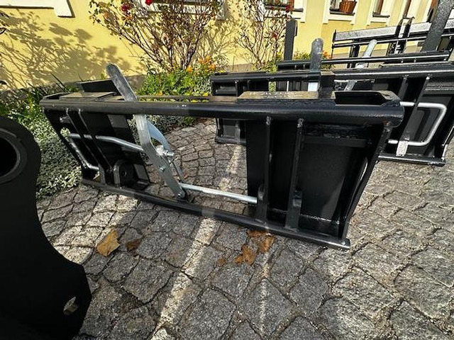 Big Genie / Terex Adapter passend zu Euro Aufnahme - Implemento: foto 2 Big Genie / Terex Adapter passend zu Euro Aufnahme - Implemento: foto 2