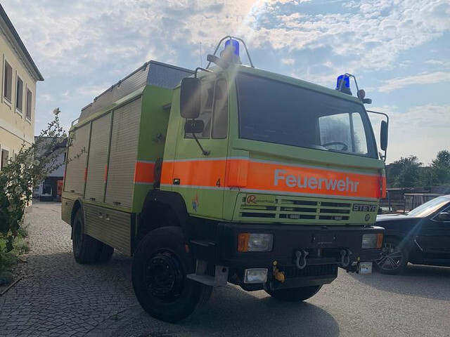 Steyr 15S31 4x4 Feuerwehrfahrzeug - Camión de bomberos: foto 4 Steyr 15S31 4x4 Feuerwehrfahrzeug - Camión de bomberos: foto 4