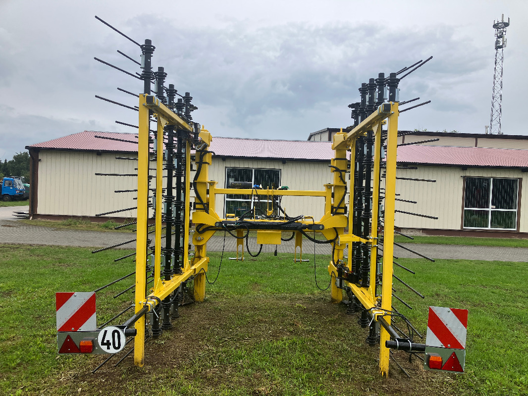 Bednar Striegel-Pro PN 6000 - Maquinaria para fertilización: foto 4 Bednar Striegel-Pro PN 6000 - Maquinaria para fertilización: foto 4