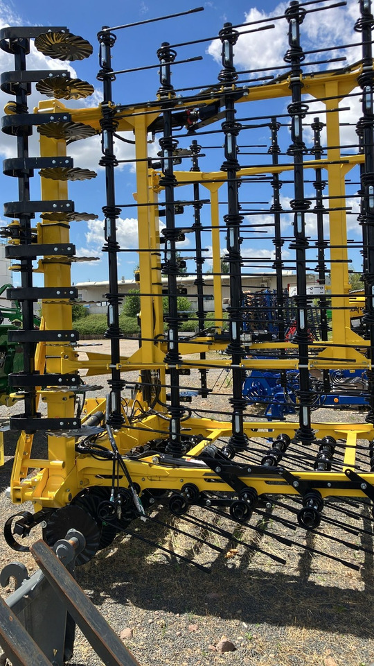 Bednar Striegel-Pro PN 9000 - Maquinaria para fertilización: foto 4 Bednar Striegel-Pro PN 9000 - Maquinaria para fertilización: foto 4