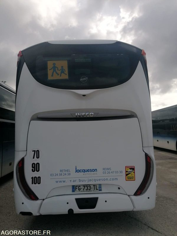 AUTOCAR GT IVECO MAGELYS PRO 13M / 57+1+1+WC / 1ERE MAIN 267559KM ORIGINE - Autocar: foto 3 AUTOCAR GT IVECO MAGELYS PRO 13M / 57+1+1+WC / 1ERE MAIN 267559KM ORIGINE - Autocar: foto 3