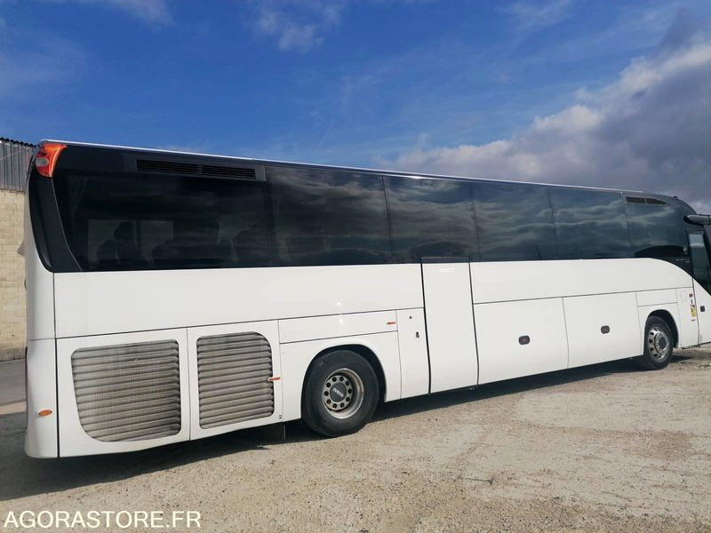 AUTOCAR GT IVECO MAGELYS PRO 13M / 57+1+1+WC / 1ERE MAIN 354470KM ORIGINE - Autocar: foto 2 AUTOCAR GT IVECO MAGELYS PRO 13M / 57+1+1+WC / 1ERE MAIN 354470KM ORIGINE - Autocar: foto 2
