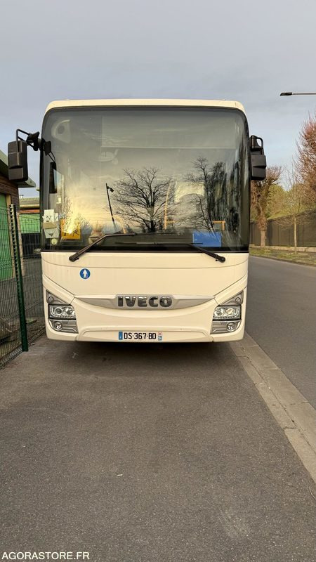 IVECO CROSSWAY CAR SCOLAIRE - 103 000 km - 2015 - Autobús: foto 1 IVECO CROSSWAY CAR SCOLAIRE - 103 000 km - 2015 - Autobús: foto 1