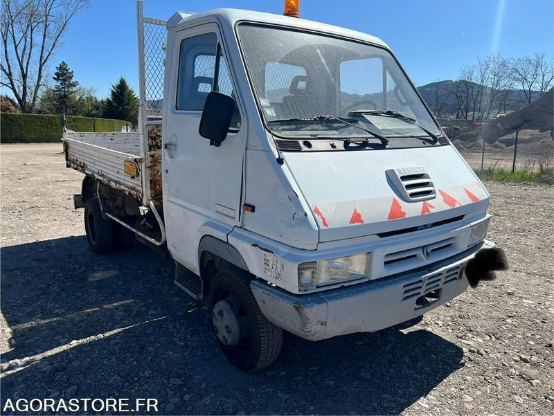 BENNE RENAULT B80 - 1995 - 125 800 KM - Furgoneta basculante: foto 1 BENNE RENAULT B80 - 1995 - 125 800 KM - Furgoneta basculante: foto 1