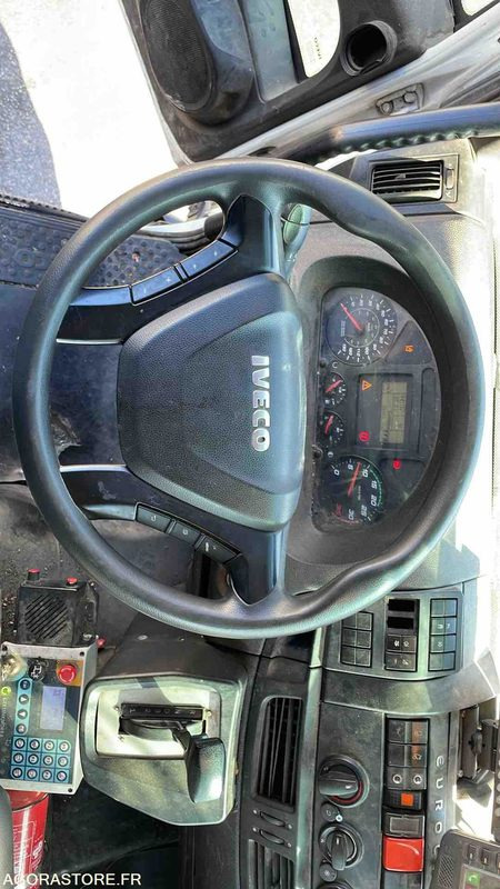 BOM - IVECO 120-210L - 2019 - Camión de basura: foto 3 BOM - IVECO 120-210L - 2019 - Camión de basura: foto 3