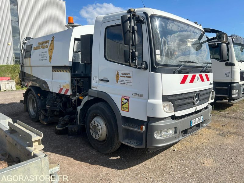 Balayeuse Mercedes sk500 - Barredora vial: foto 2 Balayeuse Mercedes sk500 - Barredora vial: foto 2