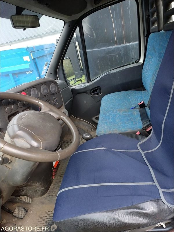 CAMION BENNE IVECO - EY413YY - 142000km - Furgoneta basculante: foto 4 CAMION BENNE IVECO - EY413YY - 142000km - Furgoneta basculante: foto 4