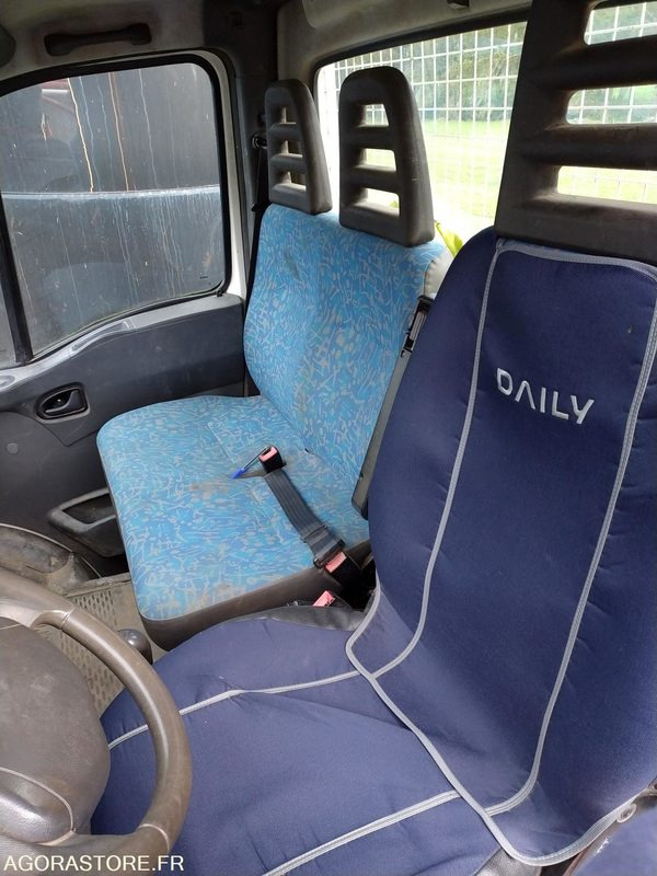 CAMION BENNE IVECO - EY413YY - 142000km - Furgoneta basculante: foto 5 CAMION BENNE IVECO - EY413YY - 142000km - Furgoneta basculante: foto 5