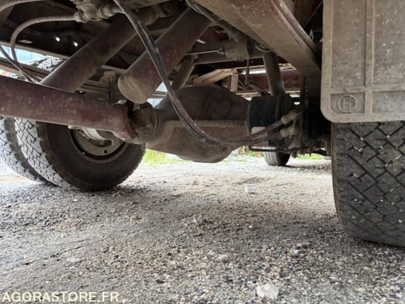 Camión volquete CAMION BENNE RENAULT S135 MIDLINER 1995 204000 KM: foto 6