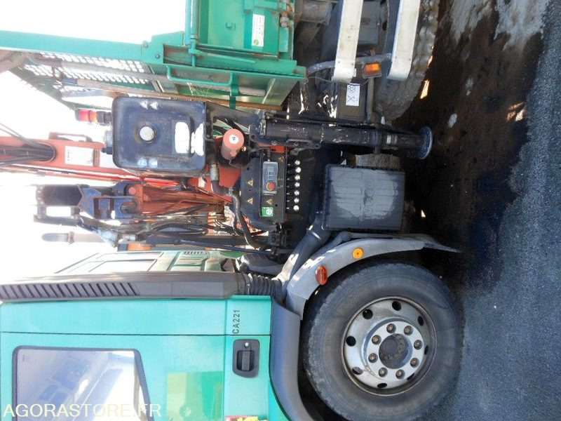 CAMION PTAC < 19 T IVECO 120E 18 (CA221) - Camión volquete, Camión grúa: foto 3 CAMION PTAC < 19 T IVECO 120E 18 (CA221) - Camión volquete, Camión grúa: foto 3