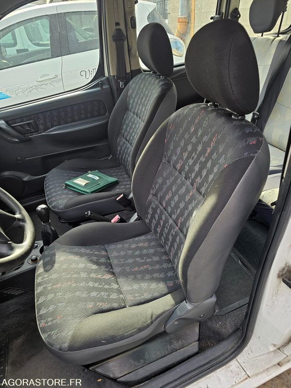 CITROEN BERLINGO - 2007 - 84986KM - 721FFT92 - Coche: foto 5 CITROEN BERLINGO - 2007 - 84986KM - 721FFT92 - Coche: foto 5