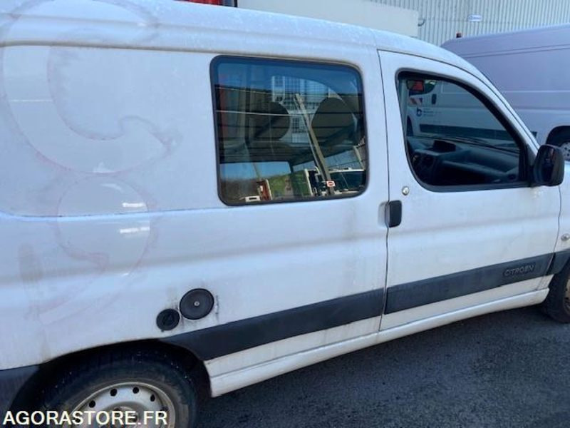 CITROEN BERLINGO ESS GPL 2499 - Furgoneta pequeña: foto 4 CITROEN BERLINGO ESS GPL 2499 - Furgoneta pequeña: foto 4