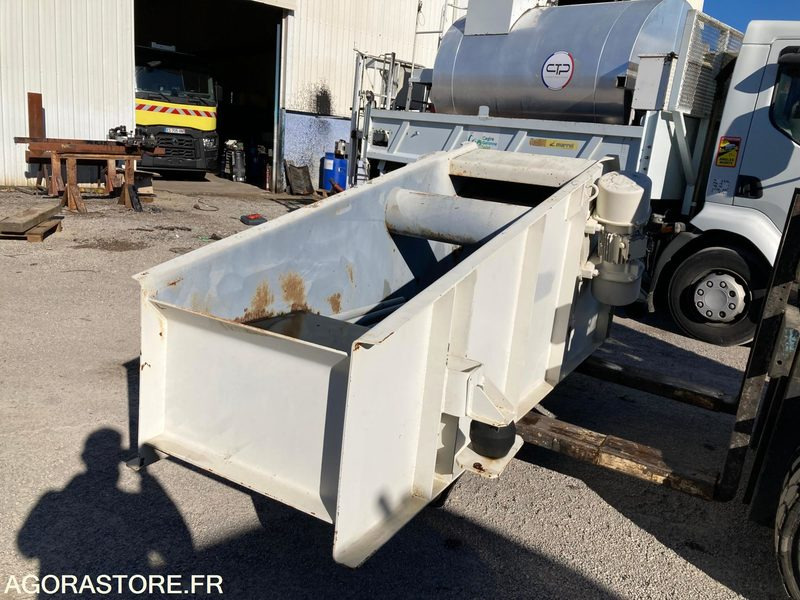 CRIBLE VIBRANT - SCALPEUR - JOEST - NEUF - Cribadora: foto 3 CRIBLE VIBRANT - SCALPEUR - JOEST - NEUF - Cribadora: foto 3