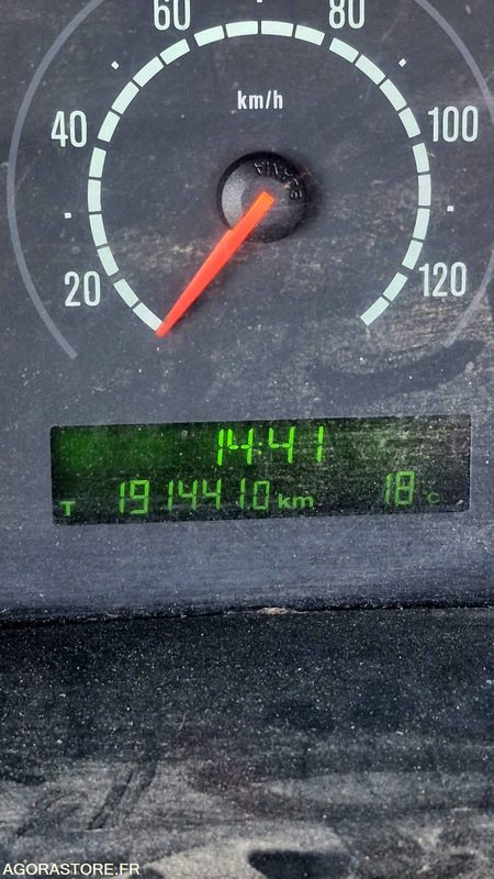 6*4 AMPIROL - SCANIA de 2005 avec BRAS PROMAT - 191441kms - Cabeza tractora: foto 3 6*4 AMPIROL - SCANIA de 2005 avec BRAS PROMAT - 191441kms - Cabeza tractora: foto 3