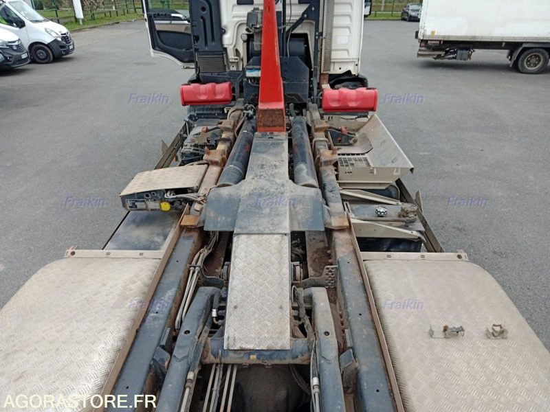 MAN TGS 26.480 6X2-2 / 2017 / 358627 kms / EK031GF - Cabeza tractora: foto 3 MAN TGS 26.480 6X2-2 / 2017 / 358627 kms / EK031GF - Cabeza tractora: foto 3