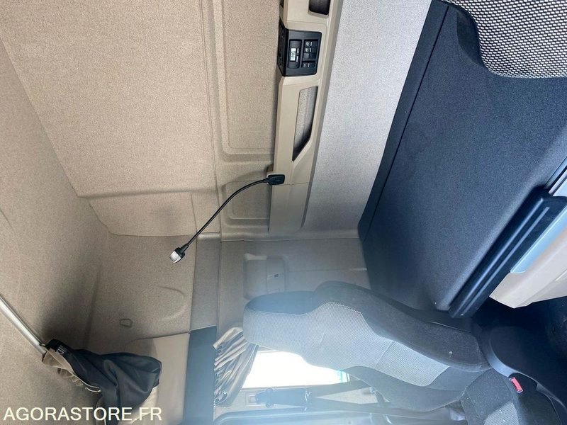 MAN TGX 500.18 Hydraulique + ralentisseur - Cabeza tractora: foto 2 MAN TGX 500.18 Hydraulique + ralentisseur - Cabeza tractora: foto 2