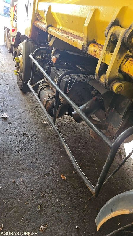 RENAULT CAM - 2004 - BP-101-EG - Cabeza tractora: foto 5 RENAULT CAM - 2004 - BP-101-EG - Cabeza tractora: foto 5