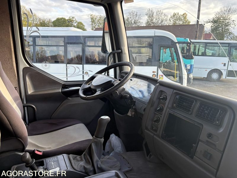 Cabeza tractora RENAULT PREMIUM 420 DCI PRIVILEGE: foto 6 Cabeza tractora RENAULT PREMIUM 420 DCI PRIVILEGE: foto 6