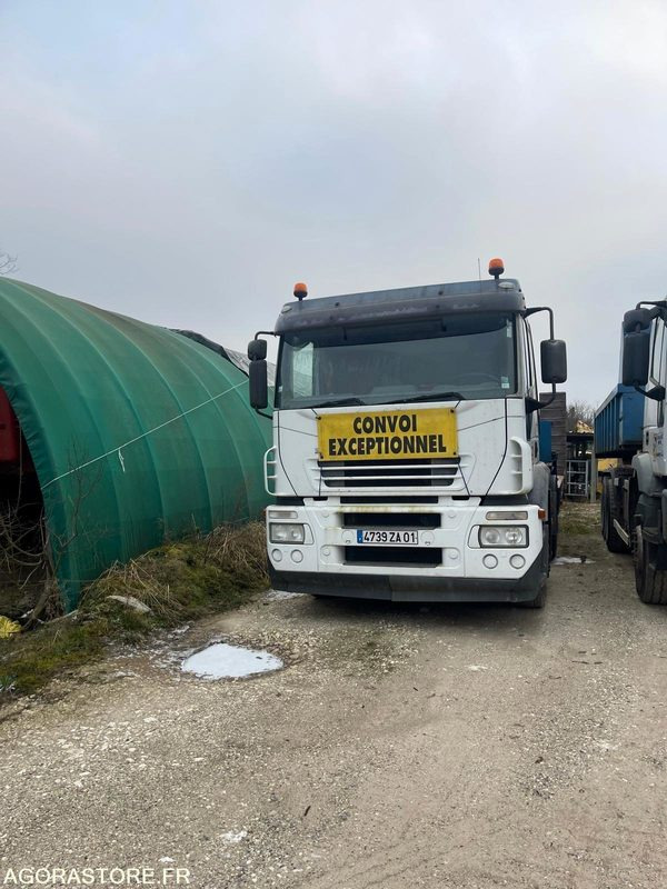 TRACTEUR 4X2 IVECO STRALIS 2004 420 000 KM - Cabeza tractora: foto 1 TRACTEUR 4X2 IVECO STRALIS 2004 420 000 KM - Cabeza tractora: foto 1