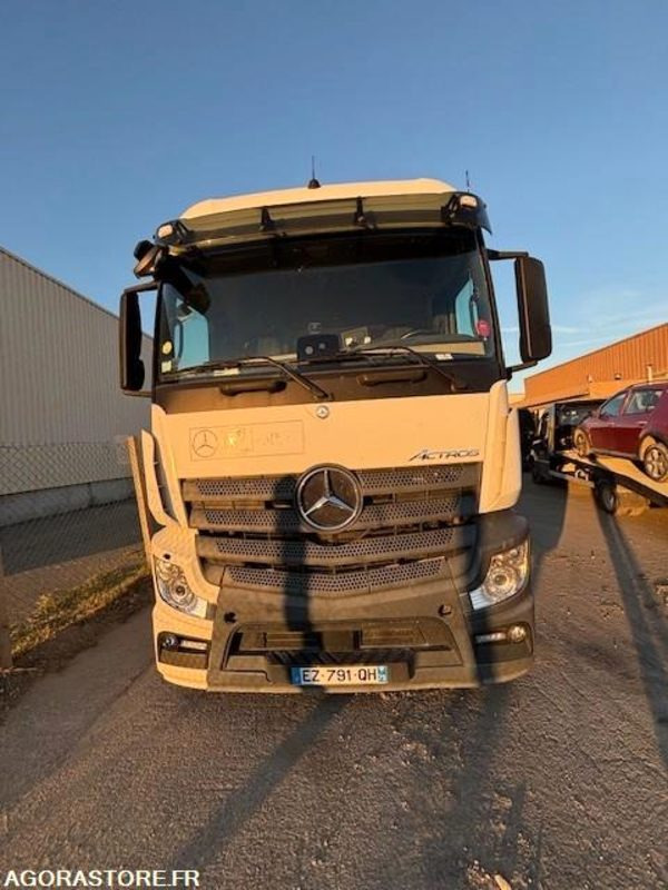 TRACTEUR 4X2 MERCEDES ACTROS 1845 2018 385 000 KM + BENNE ALUMINIUM SHMITZ 2016 - Cabeza tractora: foto 4 TRACTEUR 4X2 MERCEDES ACTROS 1845 2018 385 000 KM + BENNE ALUMINIUM SHMITZ 2016 - Cabeza tractora: foto 4