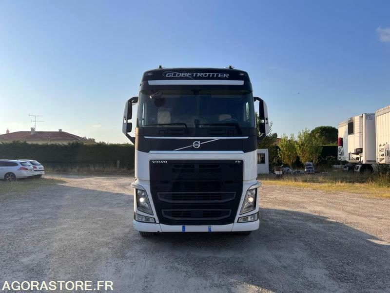 VOLVO FH 540 - 2016 - 1 080 000 KM - Cabeza tractora: foto 2 VOLVO FH 540 - 2016 - 1 080 000 KM - Cabeza tractora: foto 2
