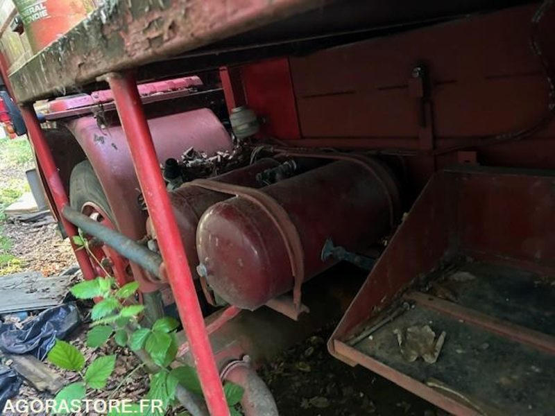 CAMION RENAULT S170 AVEC NACELLE - Camión: foto 5 CAMION RENAULT S170 AVEC NACELLE - Camión: foto 5