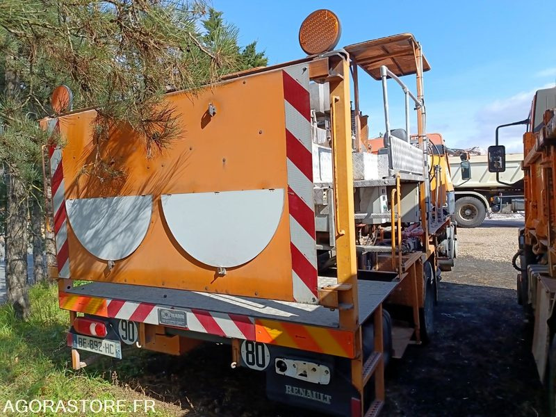 Camion Renault Midlum machine à spray peinture BE-892-HC - Camión: foto 5 Camion Renault Midlum machine à spray peinture BE-892-HC - Camión: foto 5