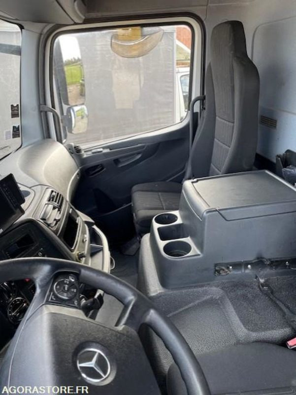 Mercedes Atego 2017 Boite automatique - Camión: foto 3 Mercedes Atego 2017 Boite automatique - Camión: foto 3