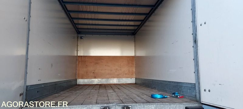 PORTEUR ROUTIER - MIDLUM 220-15 - 3763 - 190000 KMS - - Camión: foto 4 PORTEUR ROUTIER - MIDLUM 220-15 - 3763 - 190000 KMS - - Camión: foto 4