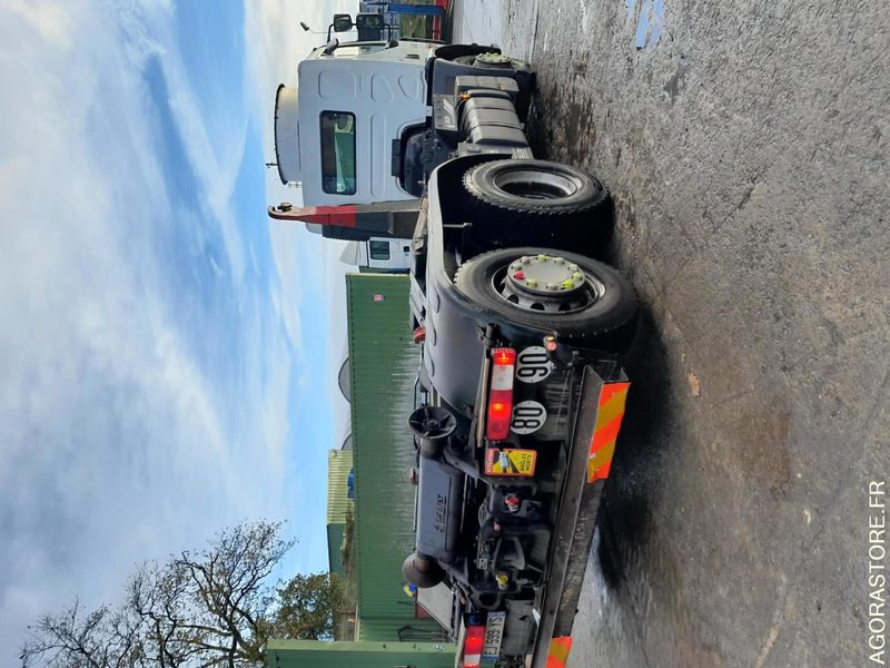 RENAULT 26T/BRAS - EJ599YS - Camión: foto 2 RENAULT 26T/BRAS - EJ599YS - Camión: foto 2